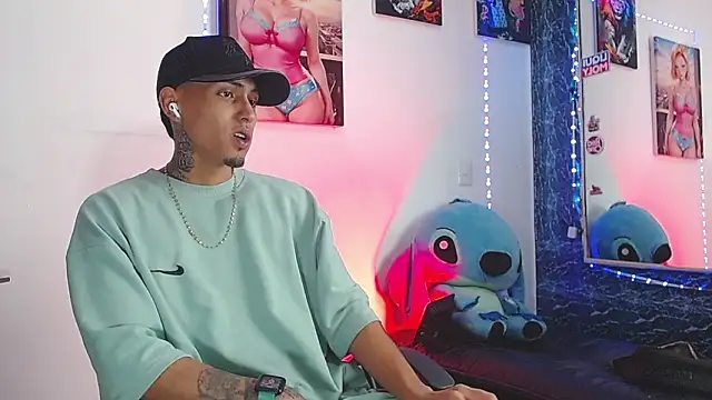 Liam lee online show from 28, 10, 2025