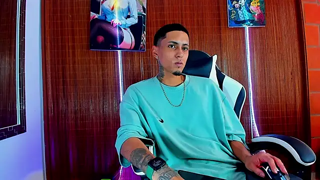 Snapshot of Liam_lee chatting on 4, 2, 2026 Liam lee online show from 4, 2, 2026