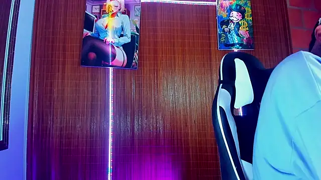 Snapshot of Liam_lee chatting on 1, 2, 2026 Liam lee online show from 1, 2, 2026