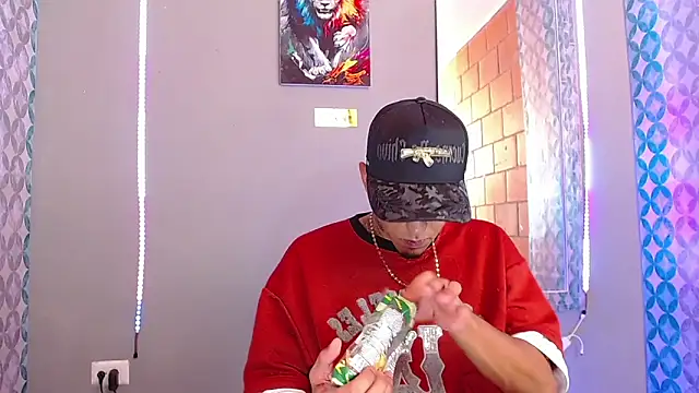 Liam lee online show from 16, 4, 2026