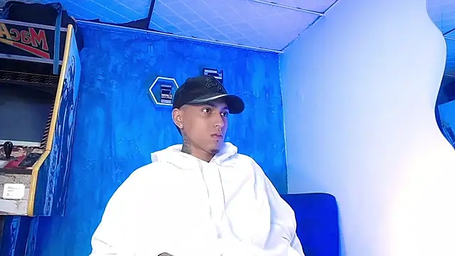 Liam lee online show from 24, 2, 2025