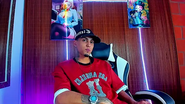 Snapshot of Liam_lee chatting on 21, 2, 2026 Liam lee online show from 21, 2, 2026