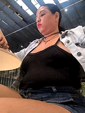 Francesca ferrari online show from 23, 9, 2025