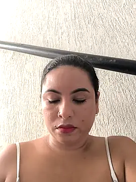 Francesca ferrari online show from 5, 3, 2025