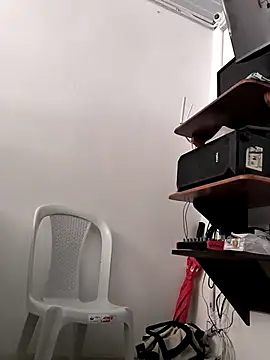 Francesca ferrari online show from 17, 4, 2026