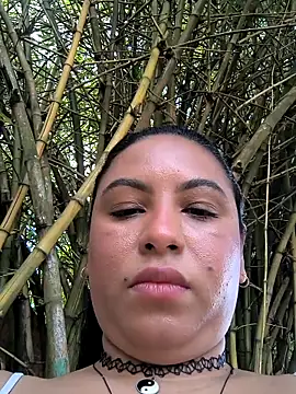 Francesca ferrari online show from 7, 11, 2025