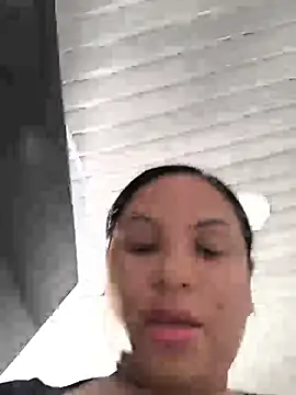 Francesca ferrari online show from 18, 5, 2026