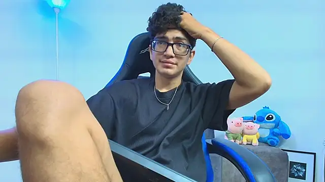 TylerWhite  online show from 12, 9, 2025