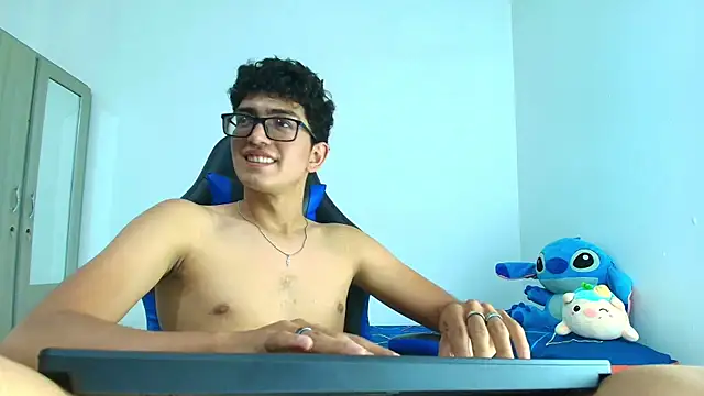 TylerWhite  online show from 22, 3, 2025