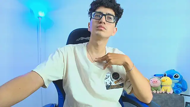 TylerWhite  online show from 9, 10, 2025