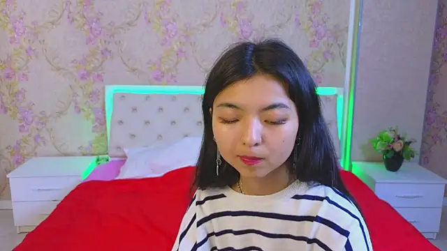 Shy Kira online show from 27, 1, 2025