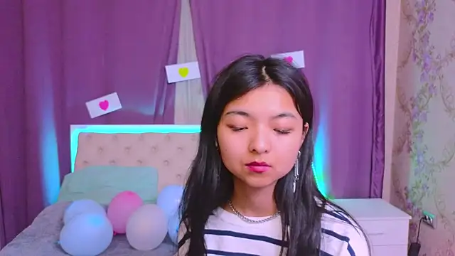 Shy Kira online show from 11, 2, 2025