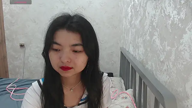 Shy Kira online show from 2, 7, 2026