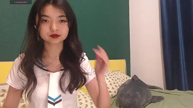 Shy Kira online show from 17, 6, 2026