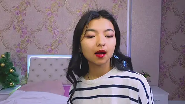 Shy Kira online show from 7, 1, 2025