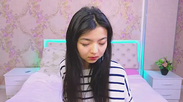 Shy Kira online show from 20, 1, 2025