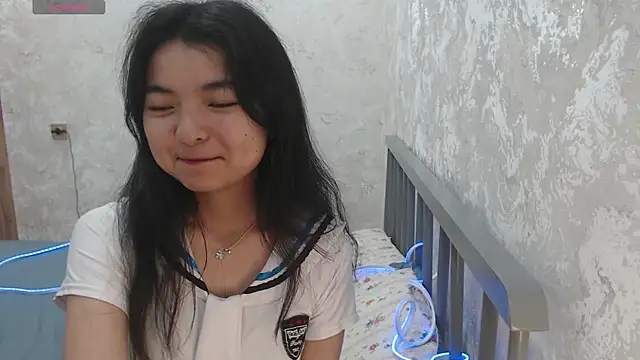 Shy Kira online show from 1, 7, 2026