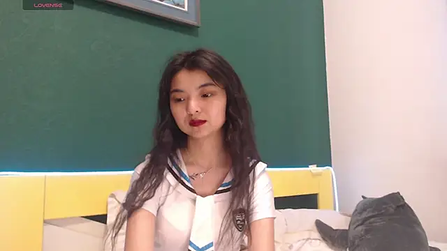 Shy Kira online show from 1, 6, 2026
