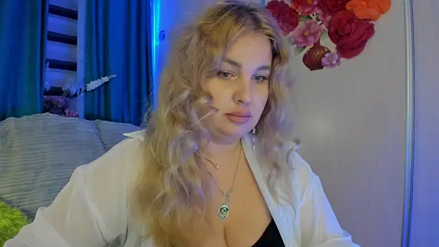 CoraSwon online show from 1, 10, 2025