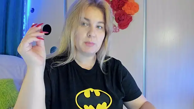 CoraSwon online show from 18, 9, 2025