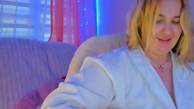 CoraSwon online show from 17, 3, 2025