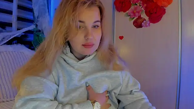 CoraSwon online show from 2, 11, 2025