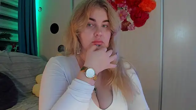 CoraSwon online show from 27, 10, 2025