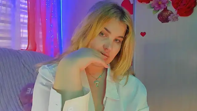 CoraSwon online show from 14, 3, 2025