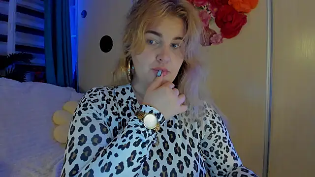 CoraSwon online show from 31, 10, 2025