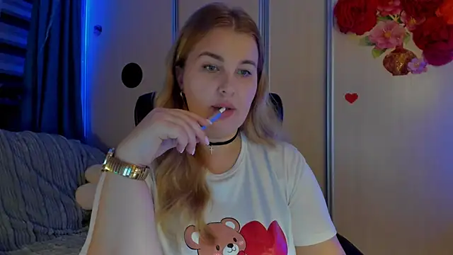 CoraSwon online show from 17, 11, 2025