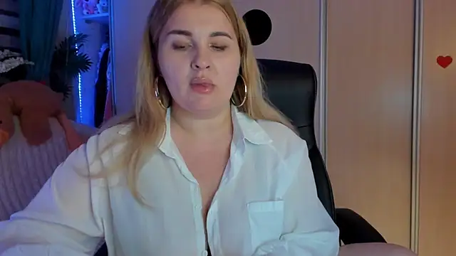 CoraSwon online show from 17, 2, 2026