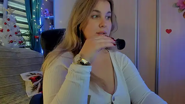 CoraSwon online show from 23, 12, 2025