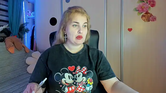 CoraSwon online show from 15, 2, 2026