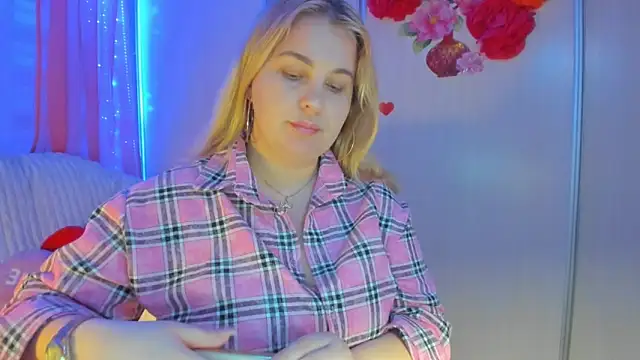 CoraSwon online show from 16, 3, 2025