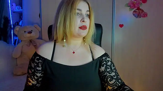 CoraSwon online show from 9, 4, 2026