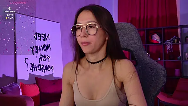 LanaBaker online show from 4, 5, 2026