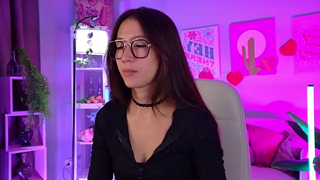 LanaBaker online show from 2, 4, 2026