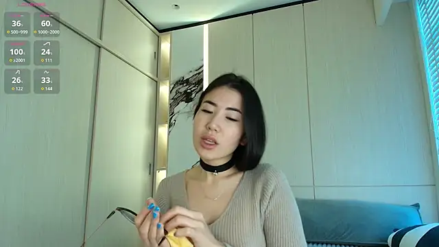 Naomi 52 online show from 9, 9, 2025