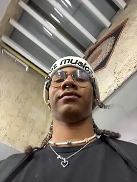 Maxim-Walker online show from 30, 11, 2025