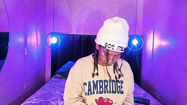 Maxim-Walker online show from 24, 11, 2025