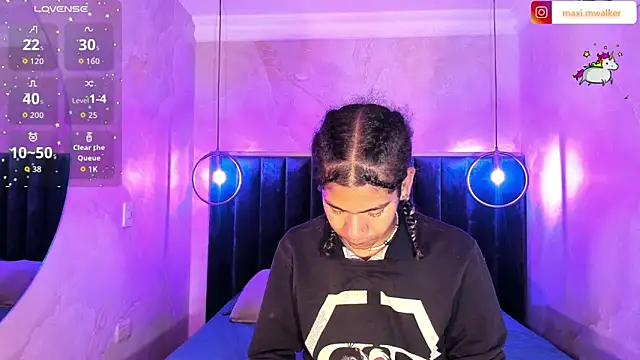 Maxim-Walker online show from 22, 10, 2025