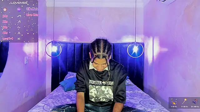 Maxim-Walker online show from 10, 11, 2025