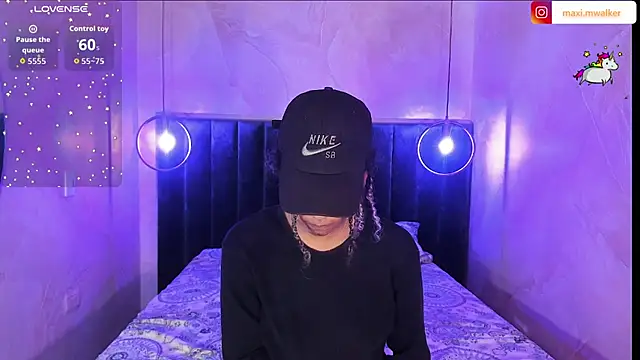 Maxim-Walker online show from 3, 11, 2025