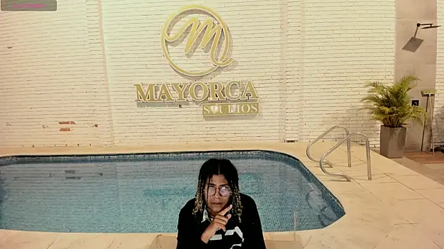 Maxim-Walker online show from 27, 9, 2025