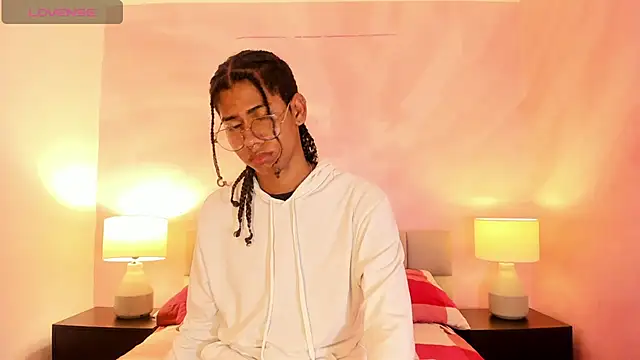 Maxim-Walker online show from 17, 11, 2025