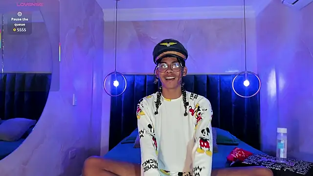 Maxim-Walker online show from 20, 10, 2025