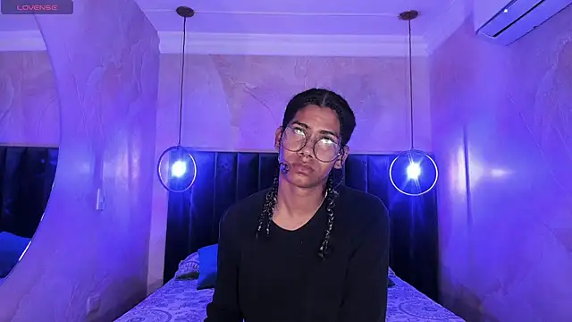 Maxim-Walker online show from 18, 11, 2025