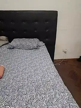 littlebrunett online show from 19, 3, 2025