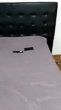 littlebrunett online show from 6, 2, 2025