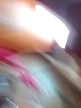 littlebrunett online show from 5, 10, 2025